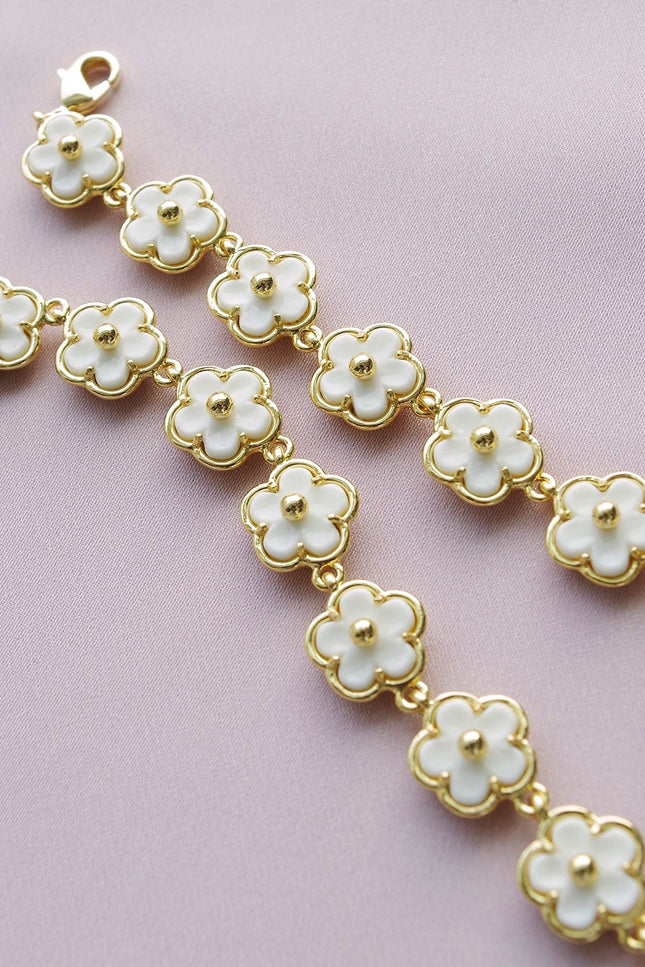 Poporcelain | Daisy Cluster Chain Necklace