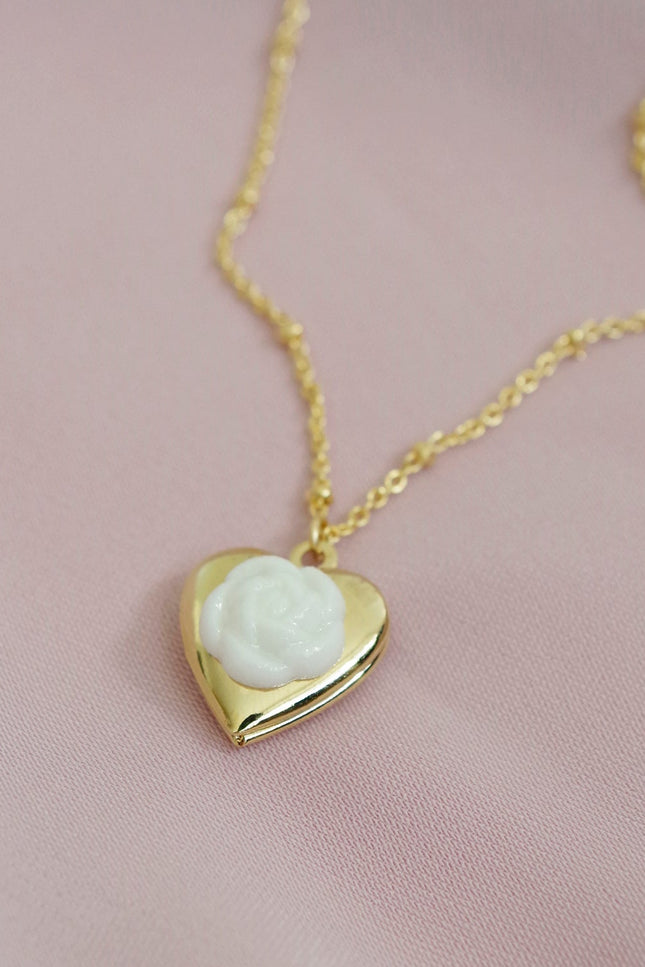 Poporcelain | Camellia Heart Locket Pendant Necklace