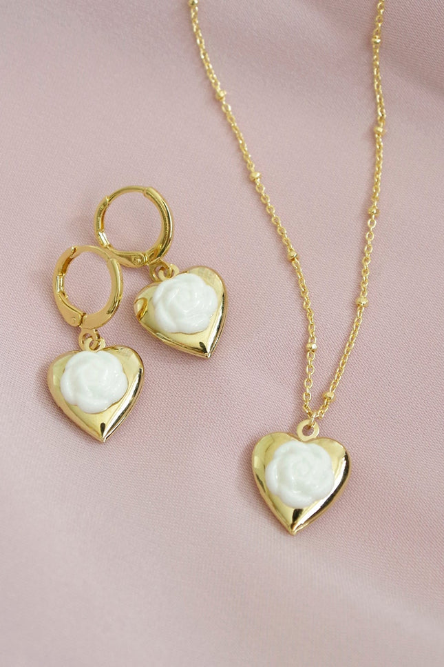 Poporcelain | Camellia Heart Locket Pendant Necklace