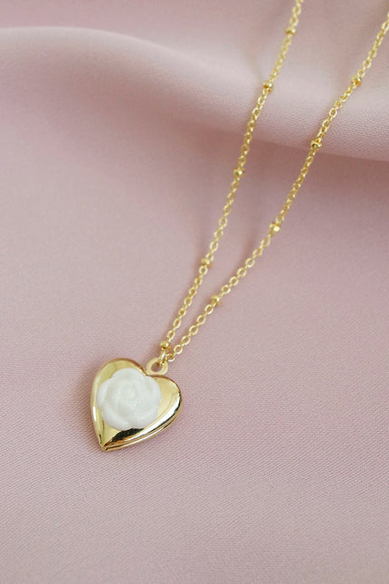 Poporcelain | Camellia Heart Locket Pendant Necklace