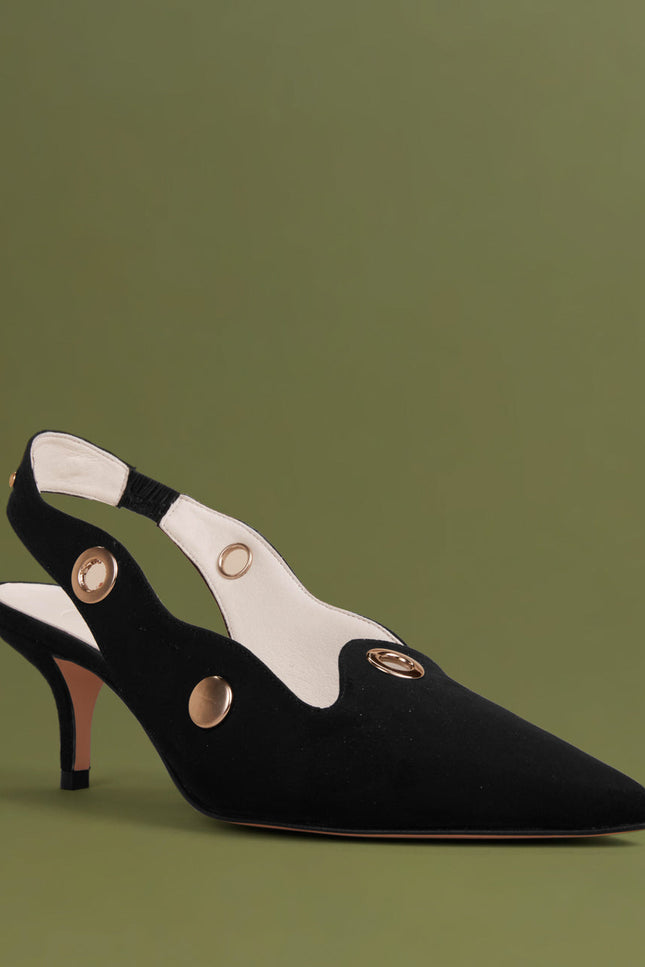 O2 Monde | Nakabuye Pumps black