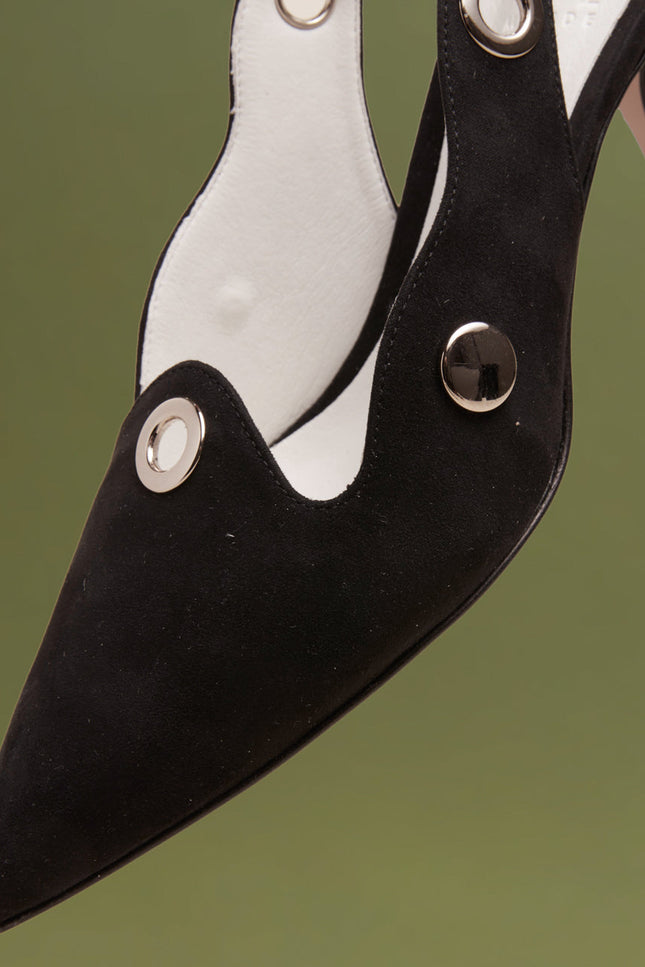 O2 Monde | Nakabuye Pumps black