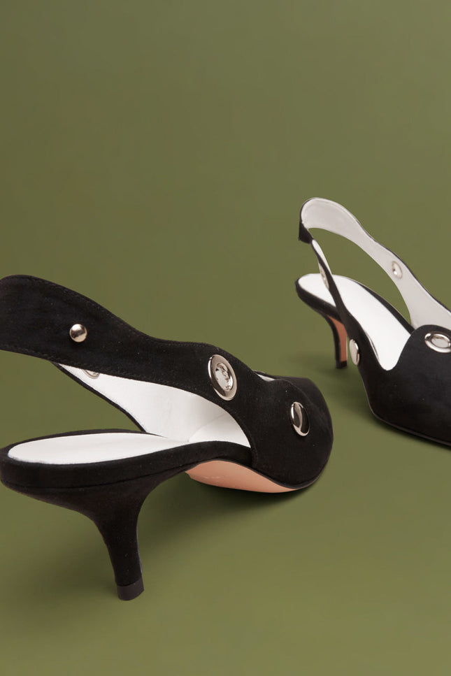 O2 Monde | Nakabuye Pumps black