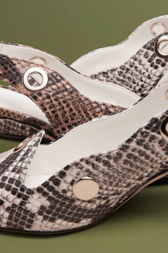 O2 Monde | Nakabuye Pumps roccia snake