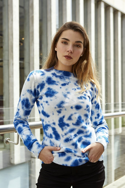 Natural Sweater - Blue NORGÄTE alpaca knitwear sustainably made in Peru