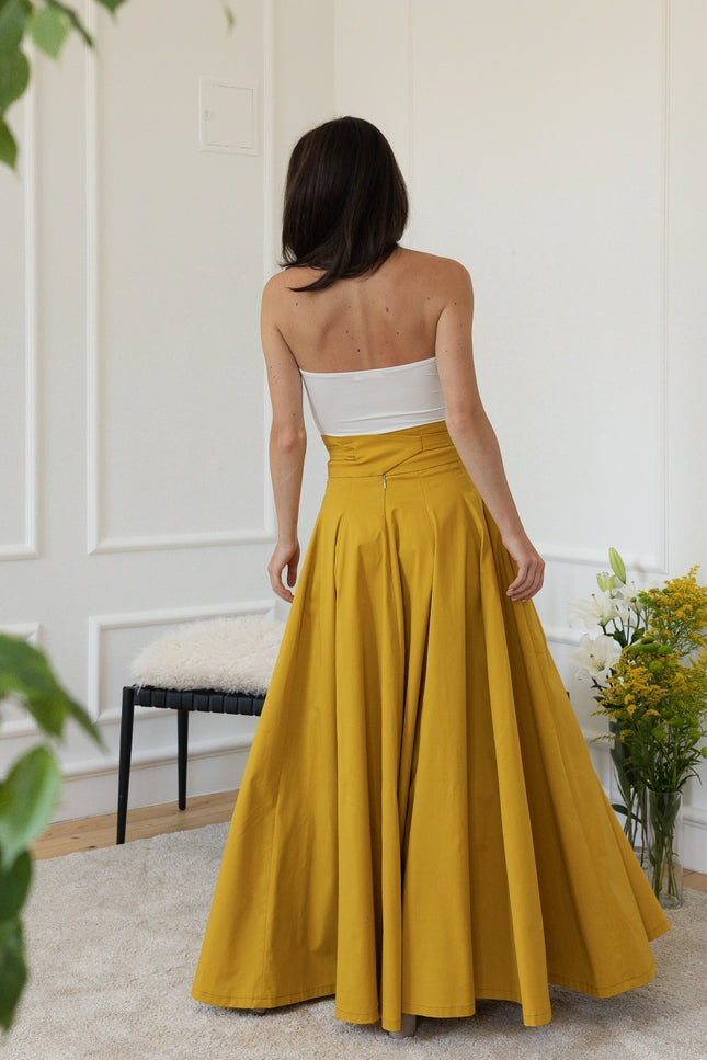 Back view of maxi cotton skirt