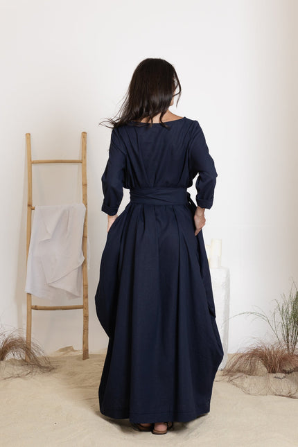 Back view of maxi linen dark blue dress