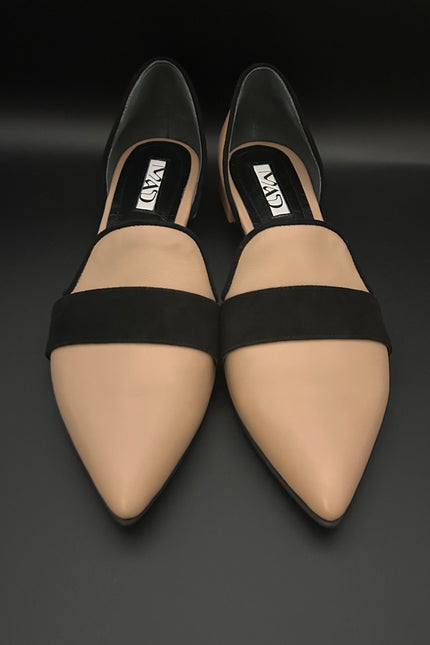 Nude leather ballerinas