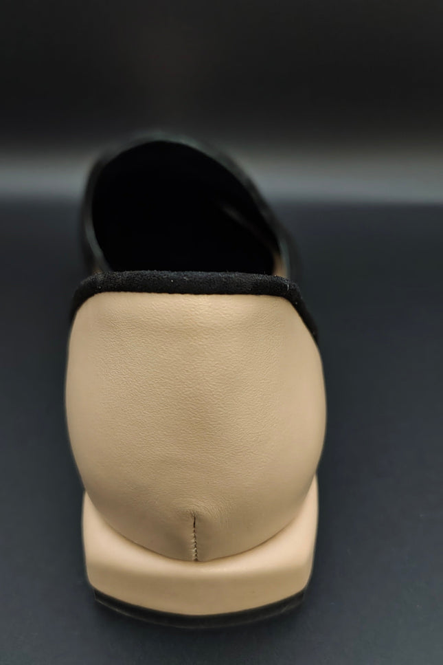Nude leather ballerinas
