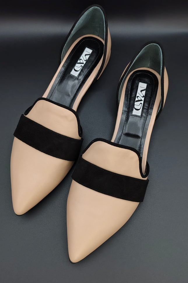 Nude leather ballerinas