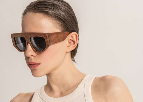 Okulary przeciwsłoneczne EVÉN I ORI - drewno orzechowe