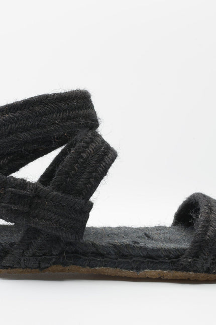 A Perfect Nomad | BOIX NEGRO