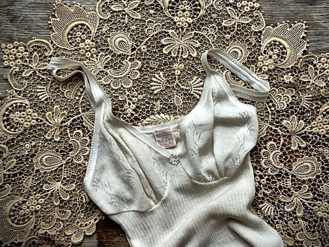 Vera & William | Lace String Top VINTAGE