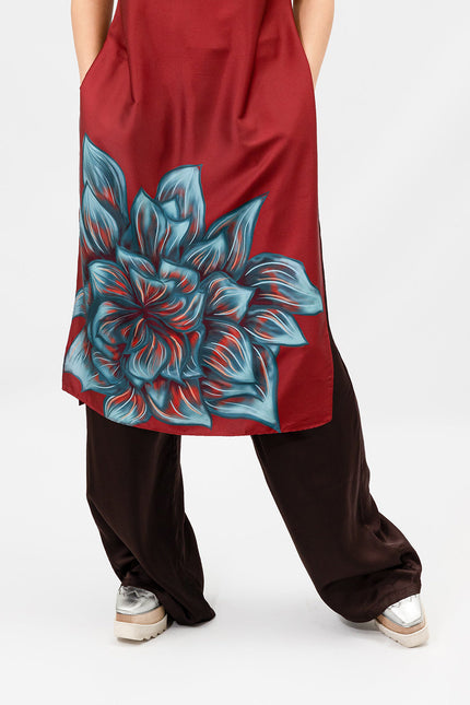 Janara Jones | Wine Blue Rose Print Cami Top