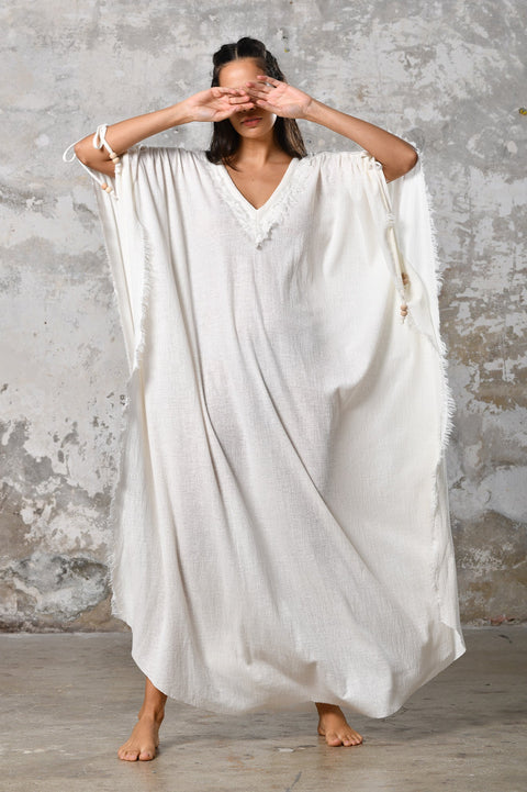Zhenabia | PUSKUL Kaftan in White