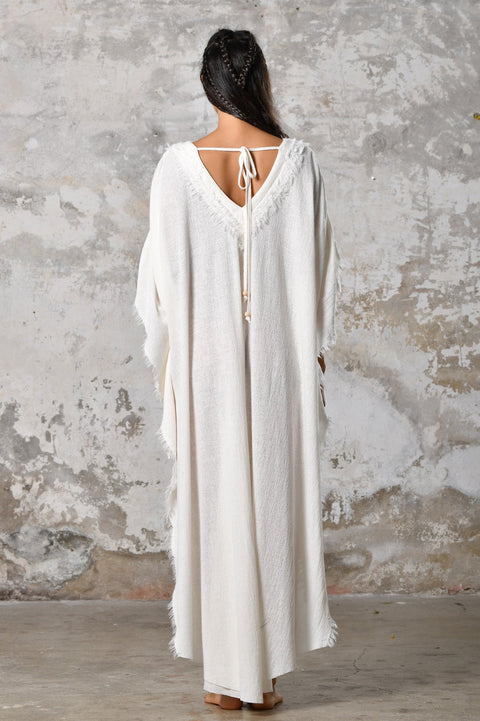 Zhenabia | PUSKUL Kaftan in White