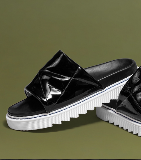 O2 Monde | Anahita Slippers black lux