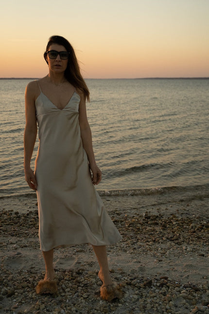 O2 Monde | Veles Sandals fur beige