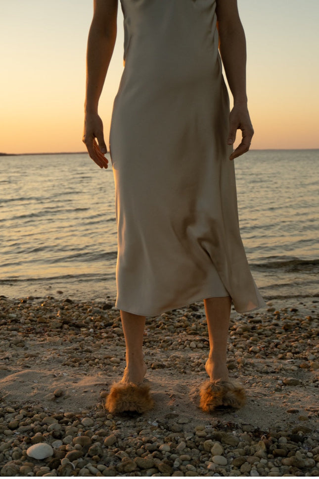 O2 Monde | Veles Sandals fur beige