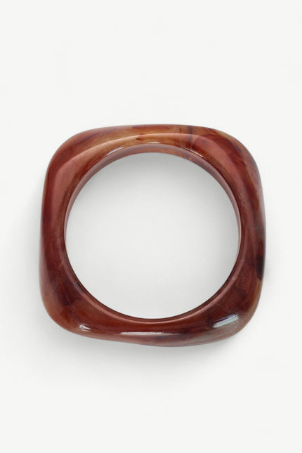 Miss Cecilia | Sculpted Square Bangle