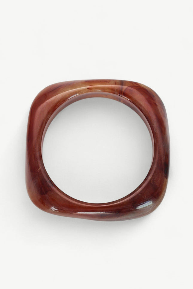 Miss Cecilia | Sculpted Square Bangle