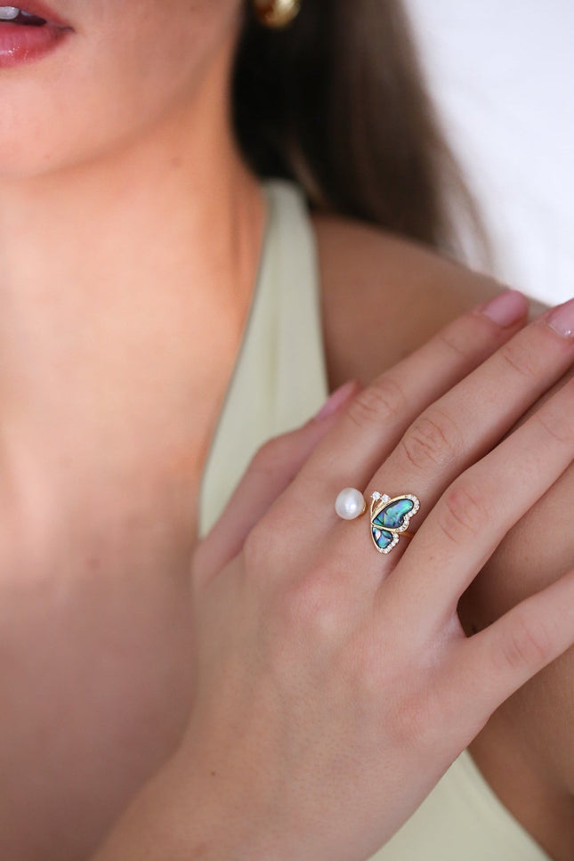 Miss Cecilia | The Butterfly Ring
