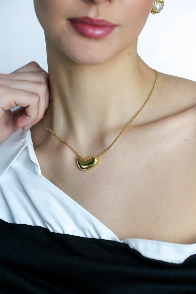 Miss Cecilia | The Bean Necklace
