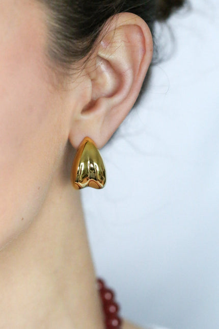 Miss Cecilia | The Alba Studs