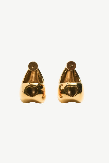 Miss Cecilia | The Alba Studs
