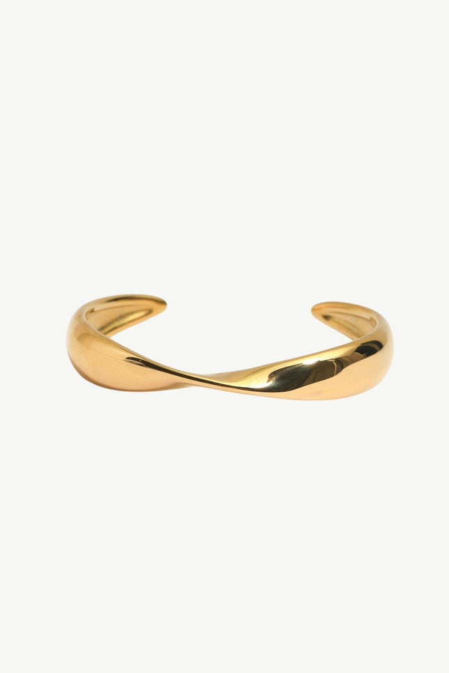 Miss Cecilia | Twist Sculpt Cuff