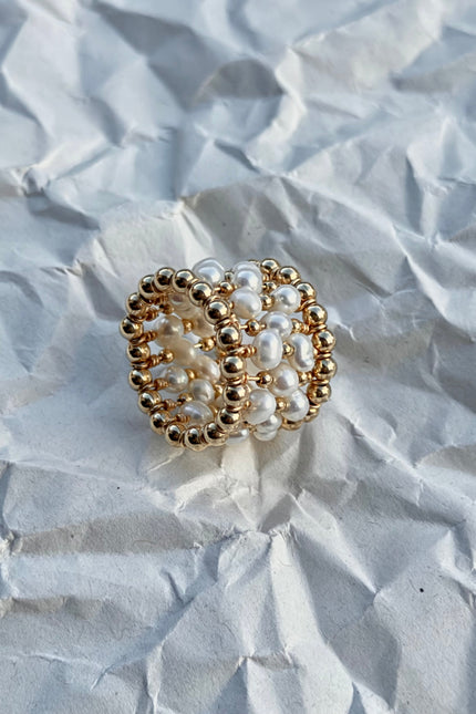 Pas de Marque | Gold-filled freshwater pearl ring La Bague