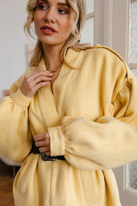 Maoconcept | Żółta kimonowa z jedwabną kurtką w jodełkę