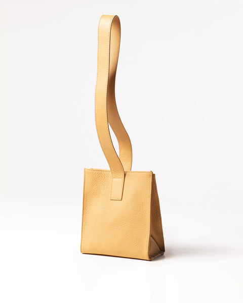 Redem Milano | Middlemist Sabbia