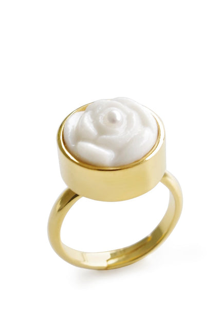 Poporcelain | Rose with Pearl Ring