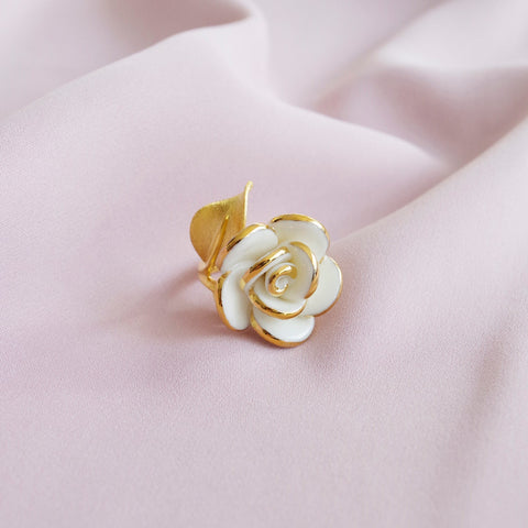 Poporcelain | White Cloud Rose Cocktail Ring