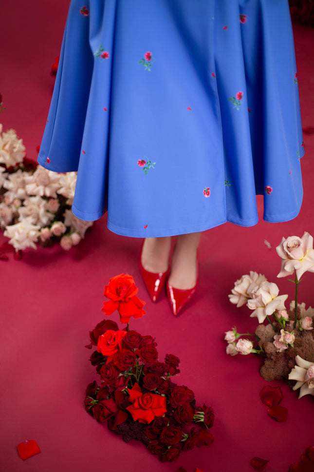 Close-up of water-resistant fabric featuring a soft exterior and breathable lining.