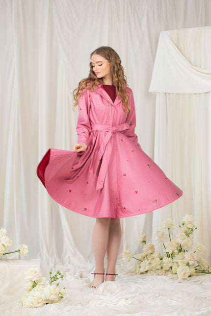 Soft pink softshell coat that comes with a tie belt