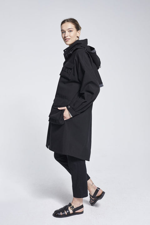 Ducktail Rainwear I BLACK MARILA RAINCOAT - recycled materials
