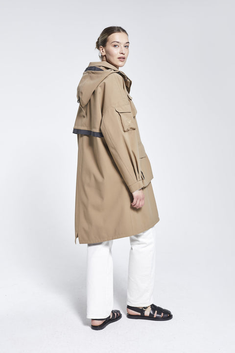 Ducktail Rainwear I SAND MARILA RAINCOAT - recycled materials