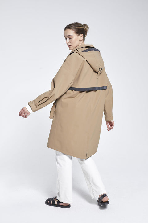Ducktail Rainwear I SAND MARILA RAINCOAT - recycled materials