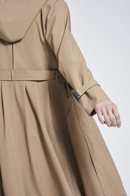 Ducktail Rainwear I SAND ICONIC RAINCOAT - materiały pochodzące z recyklingu