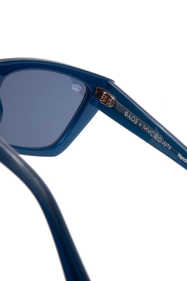 Faos Concept I ROSSO IN AMBROSIA PETROL WITH AEGEAN BLUE LENSES