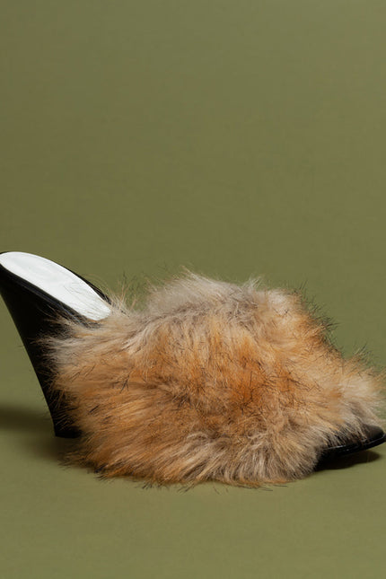 O2 Monde | Veles Sandals fur beige