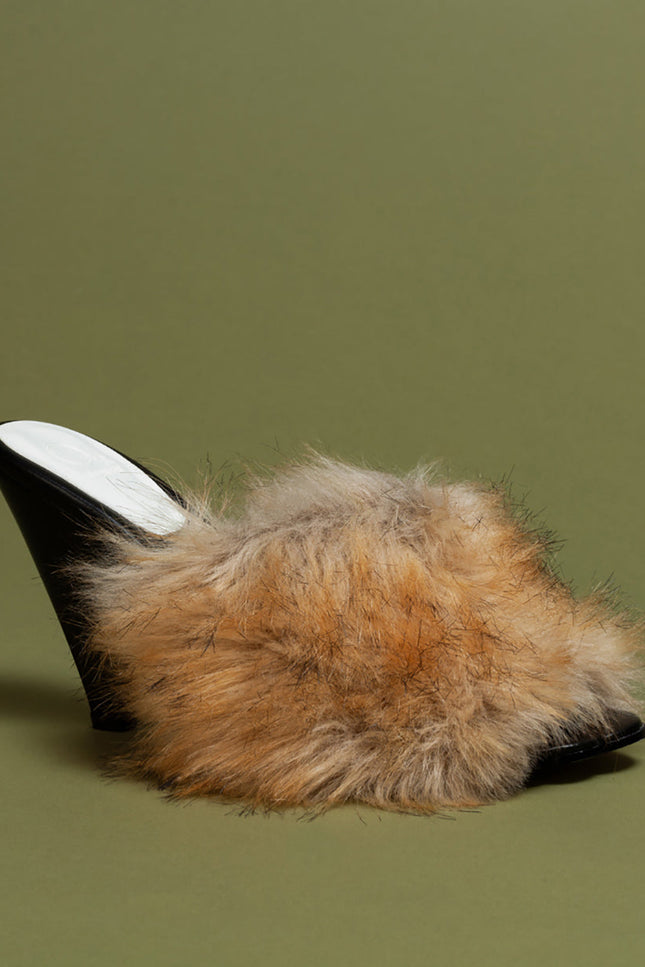 O2 Monde | Veles Sandals fur beige