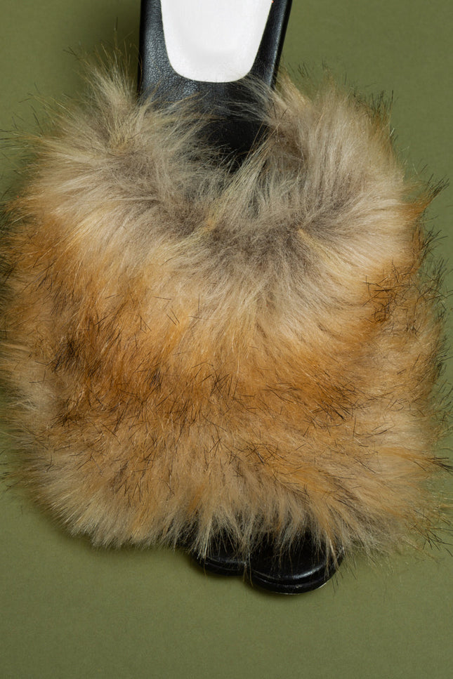 O2 Monde | Veles Sandals fur beige
