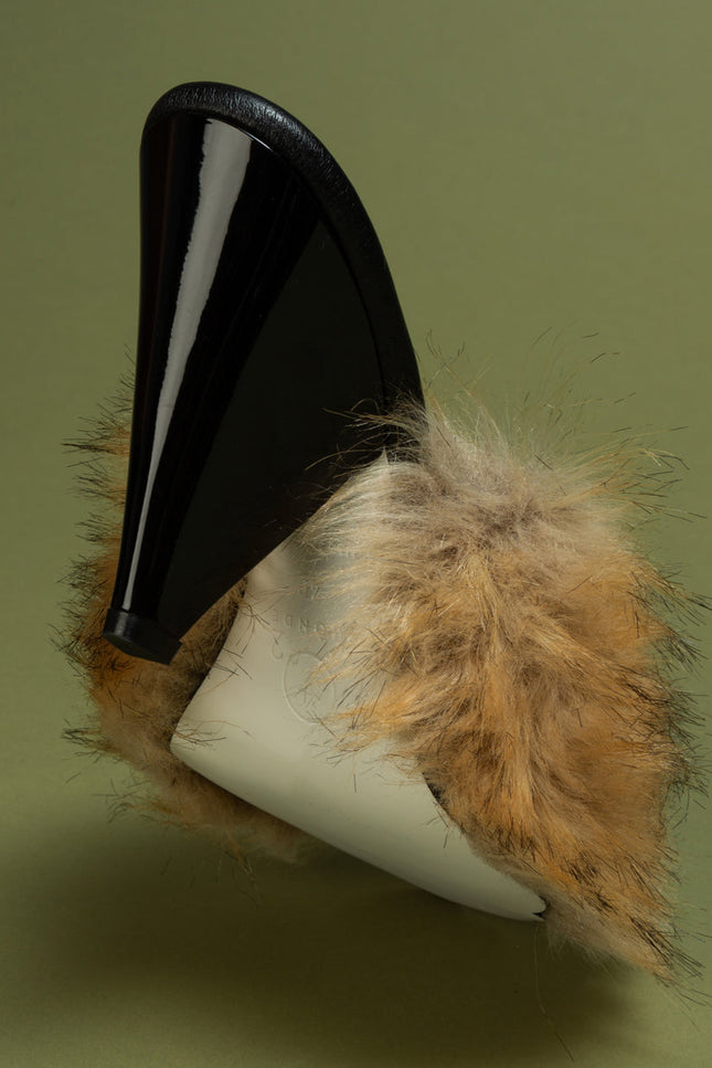 O2 Monde | Veles Sandals fur beige