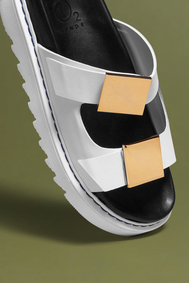 O2 Monde | Tala Slippers white