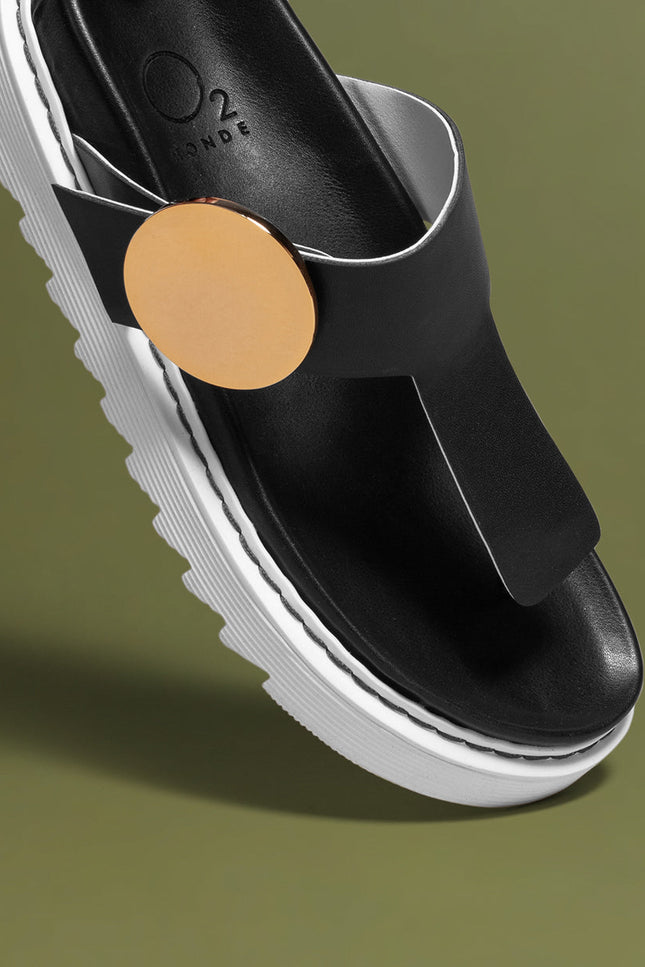 O2 Monde | Vaju Flip Flops black