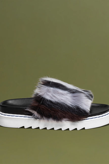 O2 Monde | Flora Flip Flops black fur