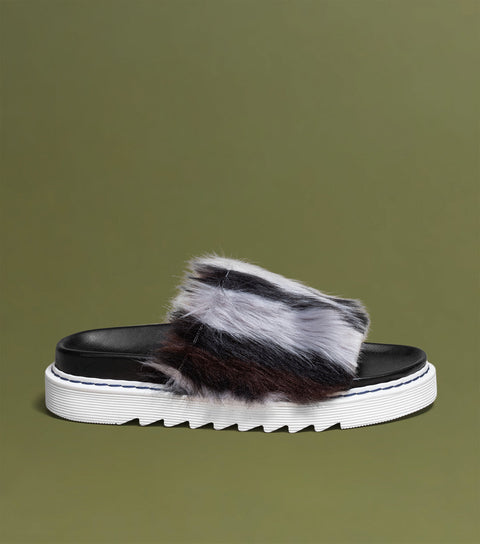 O2 Monde | Flora Flip Flops black fur